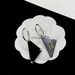 Stud Luxury Stud Earring Designer Earrings Mens Jewellery Triangle Ear Studs Classic Hoop Earings Ornament 240306