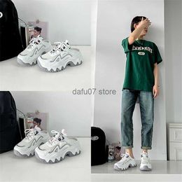 Dress Shoes 2023 New Large Size Summer Autumn and Winter Student Sports Fashion Korean Edition Trendy INS Womens DadH240306