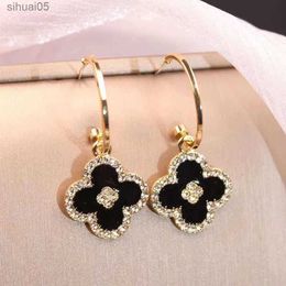 Stud Stud Leaf Clover Designers Earrings Designer Letter Ear Stud Pearl Geometric Earring Wedding Jewerlry TeacherDay 240306