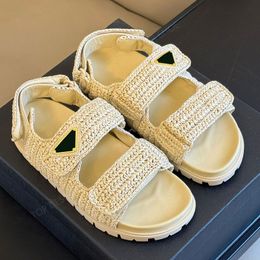 Top quality Trigonometric Casual Woven Straw sandals Flat slides buckle open toe slip on Flat Beach shoes Luxury designer Flat sandals for womens Vacation shoes