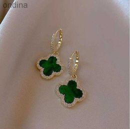 Stud Stud Designer Earrings Four-leaf Clover For Women Senior Classic Small Fragrant Wind Earrings New Clover Ear Ring 18k Gold Light Luxury Jewelry Woman 2024 240306