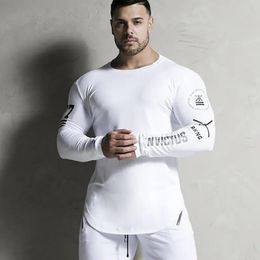 Men Bodybuilding Long Sleeve Shirt Male Casual Fashion Skinny T-Shirt Gym Fitness Workout Tees Tops Running Quick Dry Clothing 240306
