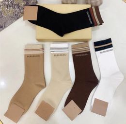 21SS luxur socks for Mens and Womens sport long sock 100% Cotton wholesale Couple 5 pcs with box eruhrftujfrt RDJRIKFYK
