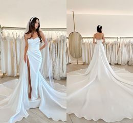 Gorgeous Plus Size Mermaid Wedding Dresses for Bride Women Seetheart High Side Split Backless Satin Chapel Train Bridal Gowns Vestidos De Noiva