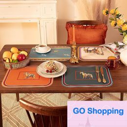 Fashion European-Style Odourless Leather Placemat Small Table Mat Placemat High-End Household Waterproof and Oilproof and Heatproof Thermal Shielded Table Mats