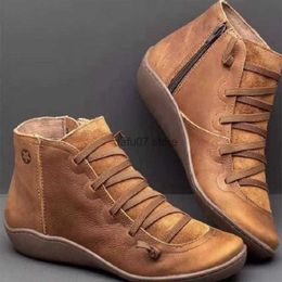 Dress Shoes Womens 2022 Martin Boots High Top Versatile Short Casual Flat Bottom Workwear LargeH240306