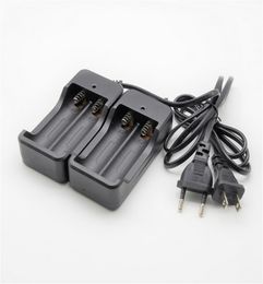 EU US high quality Dual Battery Charger For 18650 Liion Battery 42V Dual Slot Plug Charger For LED Torch Whole1796361