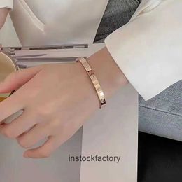 Original 1to1 Cartres New Rose Gold Love Mens and Womens Bracelet Simple Advanced 18k Couple Popular on the Internet Classic Crowd Gift YB53