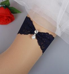 Vintage Bridal Garters Prom Garter Bridal Wedding Garter 2 Piece set Navy Blue Lace Rhinestones Pearls In Stock Cheap Plus Size7707383