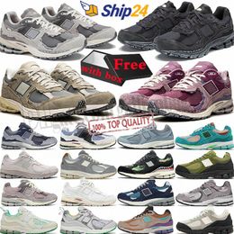 Designer 2002R Casual shoes New 2002r Protection Pack Phantom Black white Grey Navy Pink Purple Incense Suede RED 2002 R Camo Men Woman Sport Trainer Sneaker with box