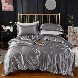 High End Queen Duvet Cover Set Silky Soft Cozy King Size Bedding Luxury Polyester Satin Smooth Single Double Sets 240226