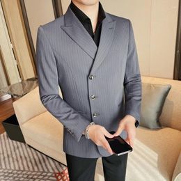 Men's Suits 2024 Brand Single Breasted Suit Jacket Men British Style One Piece Casual Business Blazers Social Banquet Party Uniform Coat