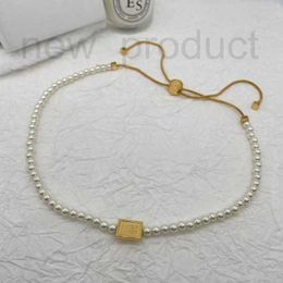 Strands Designer New Letter Gold Square Brand Pearl Necklace Design Feeling Pulling Strength Chain Sweet Princess Fashion O9M6