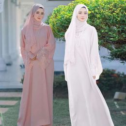 M189 # Four Color Middle East Cross-border Women's Clothing Muslim Women's Robe Malay Indonesian Dress with Headscarf