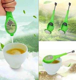 100pcs Tea Infusers 18cm Drinking Tools Drinkware Creative Builtin Plunger Silicone TeaInfuser Nontoxic Plastic Coffee TeaStrai2261356