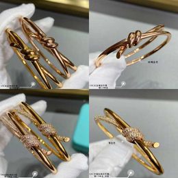 Designer Home Knot Bracelet Womens Sterling Silver 18k Gold Cross Diamond Free Ins Simple and Fashionable