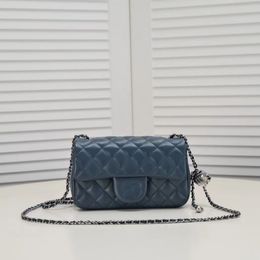 2024 cf Kameratasche Neueste Umhängetasche Hohe Baokuanqnylon Hobo Qualität Luxus Designer Mode Handtasche Prägung Modeklassiker Handtaschen Luxusmarken