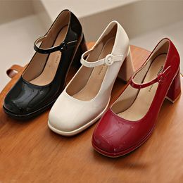 Heeled Dress Boat Mid Classic Designer Shoe Leather Thick Heel High Heels Tassels Round Head Metal Button Women Shoes Large Size 35-39-40 Us4-us9 with Box 5 s s