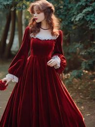 Casual Dresses French Hepburn Red Velvet Long Dress Spring/Autumn Square Neck Sleeve Waist Slim Antique Vintage For Women