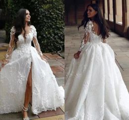 Fantastische arabische Dubai-Brautkleider mit Spitze und Tüll, A-Linie, lange Ärmel, transparenter Ausschnitt, Applikationen, Perlen, lange Brautkleider mit geteilter Vorderseite, individuelle Roben de Mariage BC18324_