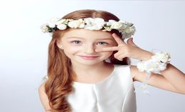 Whole Summer 2PcsSet Wedding Bride Party Girl Lace Flowers Floral Crown Garland Headband Hand Flower Wreath Sets For Women4635545