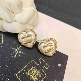 Stud High Quality Brand Designer Letter Ear Stud Earrings Real Gold Plated Brass Copper Heart Fashion Womens Wedding Party Jewelry Accessories 240306
