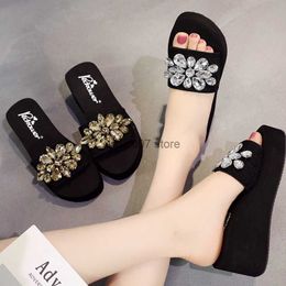 Slippers Xingmai 2018 New Large Size Womens Shoes 35-42 Water Diamond Flat Heel for Outwear Trendy Korean EditionH240306