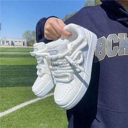 Dress Shoes 2023 New Student Casual Bread Womens Korean Edition Board Instagram Street Shooting Couple SportsH240306