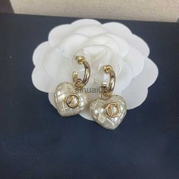Stud high grade luxury love heart earrings studs women girls charm white black elegant OL designer earings ear rings earrings Jewellery 240306