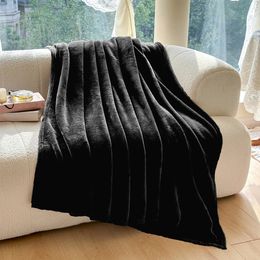 Bucephalus Bed Blankets Soft Comfy Cozy Luxury Solid Black Winter Blanket CoverPortable Flannel Throw For Couch Sofa 240304