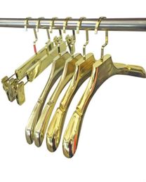 High Grade Beautiful Shiny Golden Wide Shoulder Luxury Gold Plastic Clothes Hanger Rack for Coats Pants Wedding Dress SN18807210146