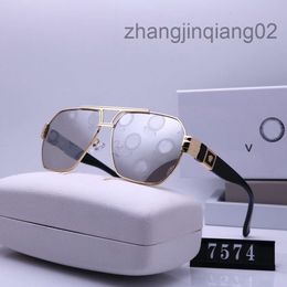 Designer Versage Sunglasses Cycle Luxury Fashion Sports Polarise Sunglass Men Woman New Vintage Driving Beach Travel Party Golden Silver Alloy Square Sun Glasses