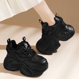 black shoes Sports thick soled dad shoes 2023 new high rise womens shoes lightweight and versatile casual womens shoes