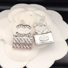 Stud High-end Brand Designer Gletter Stud Gold Plated Sier Heart Bag Earrings Women Crystal Pearl Ear Hoop Diamond Earring Wedding Party Jewellery 240306