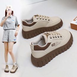 Female 2024 New Little White Student Korean Edition Instagram Trendy Versatile Thick Sole Board Spring and Autumn Casual Shoes XQ229 42635 51369