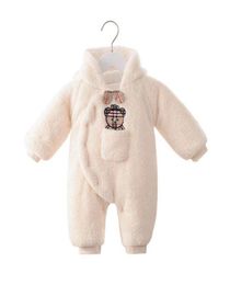 Good Quality Newborn Baby Rompers Autumn Winter Lamb Cashmere Hooded Onesies For Boys And Girls Thickened Warm Jumpsuits Infant Sl7562651