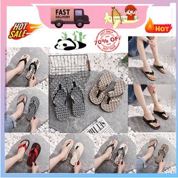 Casual Platform anti-collision headband Slides Slippers Men Woman wear resistant anti Leather soft soles sandals Flat Summer gBeach Slipper Size 39-45 GAI