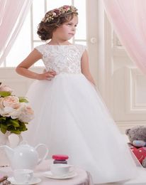 White Arabic Lace Sheer Neck Tulle Flower Girl Dresses Vintage Child Pageant Dresses Beautiful Flower Girl Wedding Dresses2228777