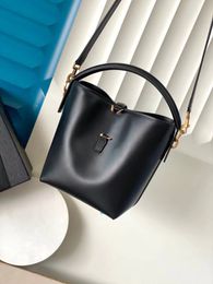 2024 Luxury Designer Bag with Box Black Plain/Gold Bucket Bag with Handheld Shoulder Bag and Crossbody Bag