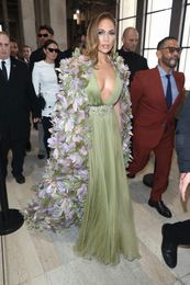 2024 Elie saab Jennifor Flower Cape Chiffon Green abic Aso Ebi Paris Fashion week Evening dress Runway Fashion