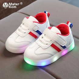 Athletic Outdoor Size 21-30 Children LED Shoes for Boys Glowing Sneakers for Baby Girls Toddler Shoes with Light up sole Luminous Sneakers tenisL2403