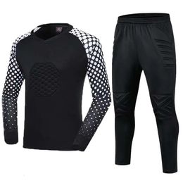 Mens kids Soccer Goalkeeper Uniform Protective Sponge Long Sleeve Training Football Jersey Top and Pants 240306