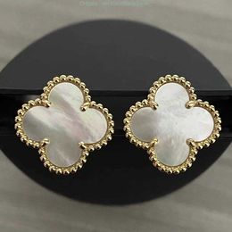 designer earring Clover Studs ear clip mother of pearl Mid size 1.5cm Ladies Earring Sterling Silver Ear Ring for Women HDJS NMW7
