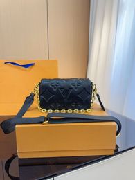 L Bubblegram Chain underarm bag fashion women shoulder bag clutch handbag luxury brand designer bag tote bag bags crossbody package