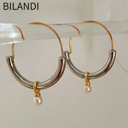 Bilandi Modern Jewellery Cool Metal Hoop Earrings Trend High Quality Small Pearl Dangle Drop Earrings For Women Girl Gift 240301