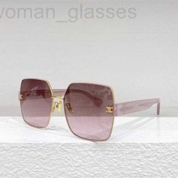 Sunglasses designer March 24 Triumphal Arch CL40247 Red Book Tiktok Net Personality Women Versatile Fashion LX0C