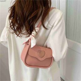 Messenger Bags Fashionable Pink Love Retro Saddle Bag Niche Design Shoulder Bag Versatile Pu Leather Crossbody Bag Fashion WomenS Shopping BagL2403