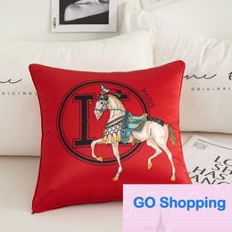 Top Modern Simple New Tribute Satin Printed Big Horse Pillow Home Sofa Seat Cushion Sample Room Bedside Backrest