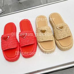 Slippers Designer Slides Luxury Sandals Womens Slip on Gold Buckle Slip on Black Brown Pool Womens Casual Sandals designer famous womens