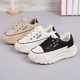 Thick Bottom Women Sneakers Daily Popular Girls Walking Height Increasing Golf Sport Shoes